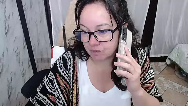 Snapshot of Sonialorens_ chatting on 03.08.25 Sonialorens online show from 03.08.25