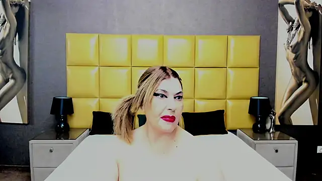 KiraLeila online show from 02.15.25