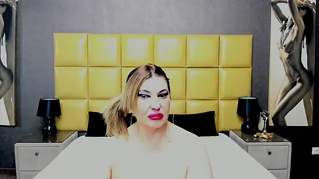 KiraLeila online show from 02.22.25