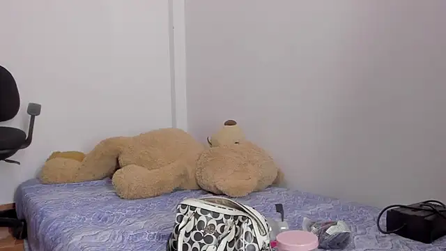 Emma lean online show from 09.17.25