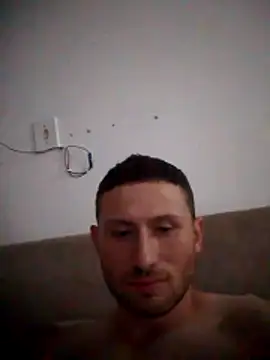 Snapshot of Juninho5755 chatting on 10.30.25 Juninho5755 online show from 10.30.25