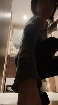 Snapshot of CrytinaSissyCrossdress chatting on 10.27.25 CrytinaSissyCrossdress online show from 10.27.25