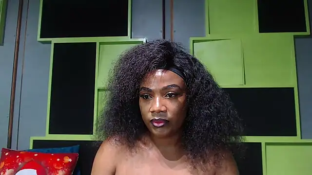 Snapshot of SexyAssDivaxxx chatting on 01.18.25 SexyAssDivaxxx online show from 01.18.25