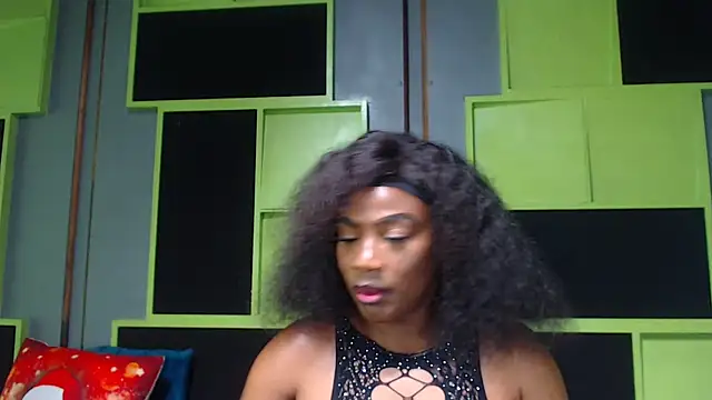 Snapshot of SexyAssDivaxxx chatting on 02.12.25 SexyAssDivaxxx online show from 02.12.25