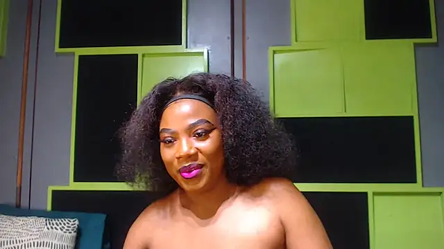 Snapshot of SexyAssDivaxxx chatting on 09.15.25 SexyAssDivaxxx online show from 09.15.25