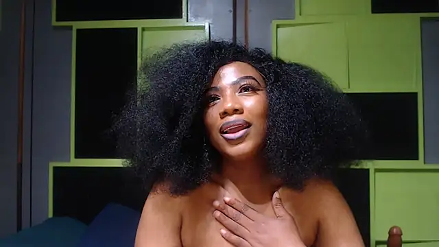 Snapshot of SexyAssDivaxxx chatting on 10.04.25 SexyAssDivaxxx online show from 10.04.25