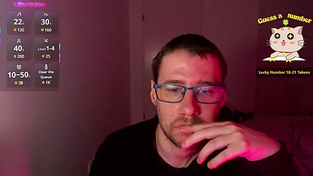 Snapshot of Thomas_Mrd chatting on 03.18.25 Thomas Mrd online show from 03.18.25