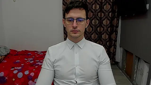 Snapshot of sexxymuscles4u chatting on 01.23.25 sexxymuscles4u online show from 01.23.25