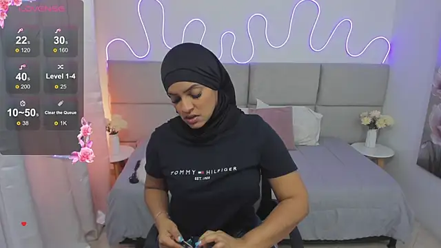 Snapshot of nashiira_ chatting on 12.03.24 nashiira online show from 12.03.24