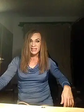 Snapshot of lilianashemale chatting on 10.21.25 lilianashemale online show from 10.21.25
