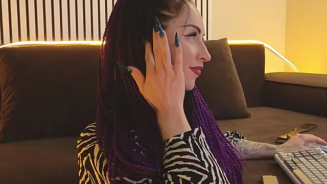 Snapshot of lily_conor chatting on 03.23.25 lily conor online show from 03.23.25