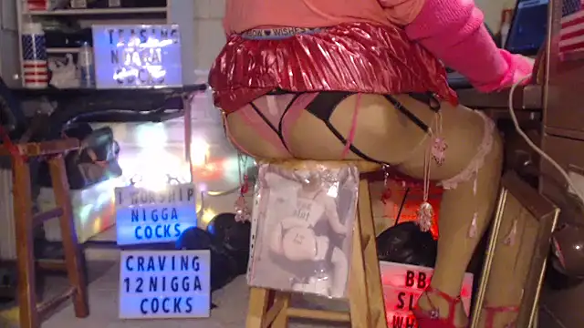Snapshot of tgirljillforbbc chatting on 10.23.25 tgirljillforbbc online show from 10.23.25