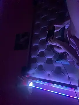 Flossy Vettie online show from 03.08.25