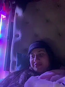 Flossy Vettie online show from 03.12.25