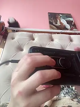 Flossy Vettie online show from 03.17.25