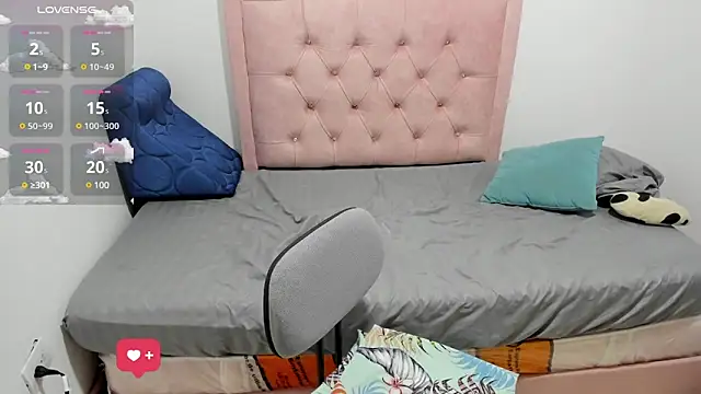 Snapshot of Nazlyy30 chatting on 02.28.25 Nazlyy30 online show from 02.28.25