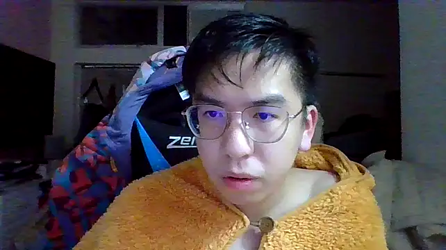 Snapshot of charlie_xdd chatting on 02.07.25 charlie xdd online show from 02.07.25