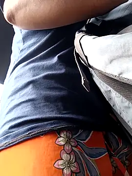 Simone Miller online show from 03.05.25