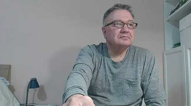 YOU6me online show from 01.25.25