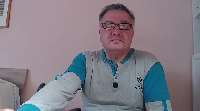 YOU6me online show from 01.31.25