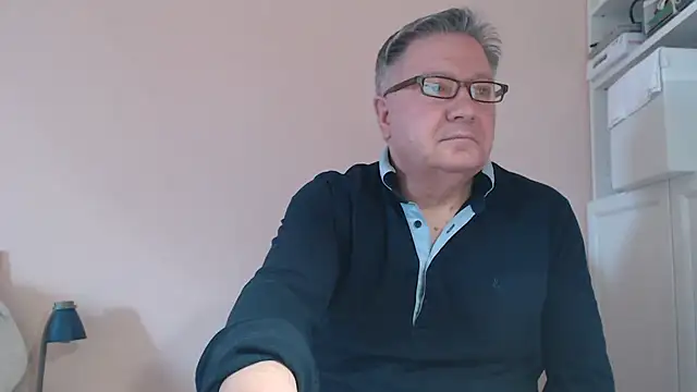 YOU6me online show from 03.03.25