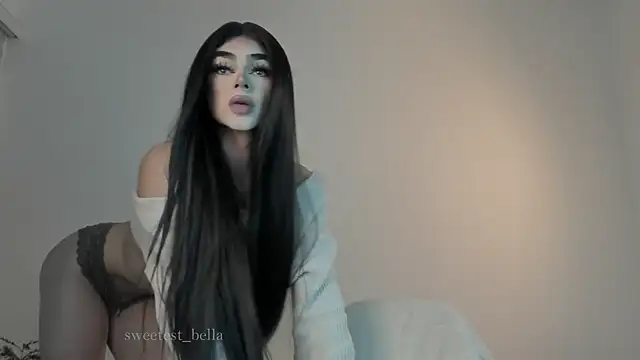 Snapshot of sweetest_bella chatting on 03.13.25 sweetest bella online show from 03.13.25