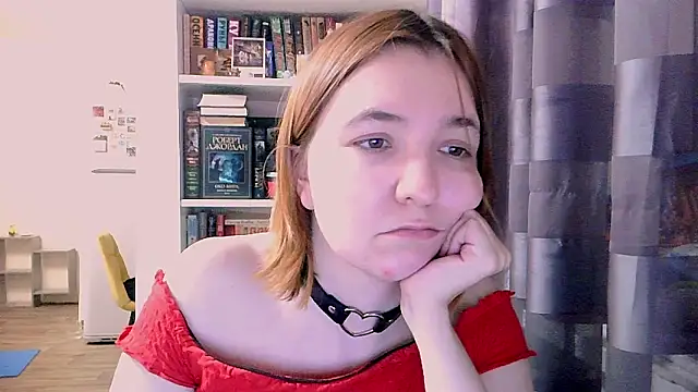 BrattyFoxyGirl online show from 03.05.25