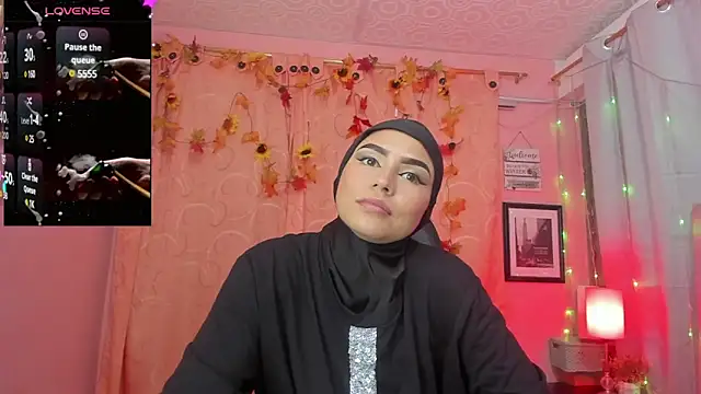 Snapshot of DarshaKhemu chatting on 01.30.25 DarshaKhemu online show from 01.30.25