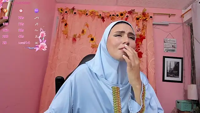 Snapshot of DarshaKhemu chatting on 09.20.25 DarshaKhemu online show from 09.20.25