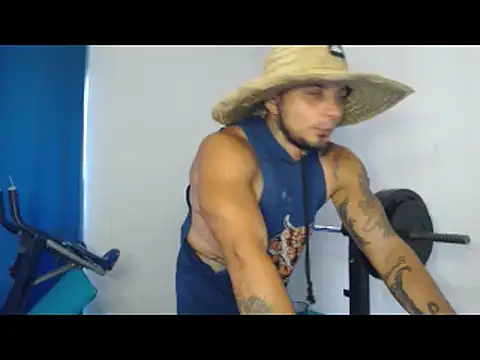Snapshot of JacobJamess chatting on 10.08.25 JacobJamess online show from 10.08.25