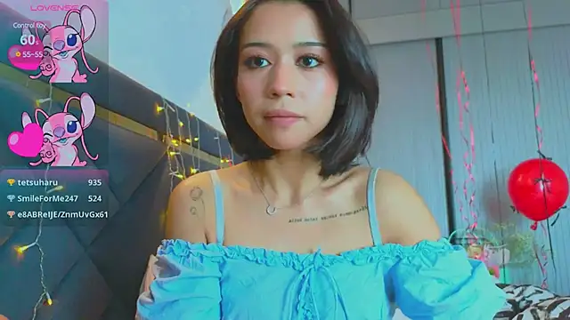 Snapshot of Mia_Tin chatting on 01.18.25 Mia Tin online show from 01.18.25