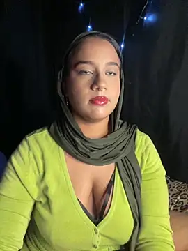 Snapshot of Maryam_yamal chatting on 10.06.25 Maryam yamal online show from 10.06.25