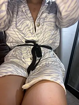 Snapshot of DulceMya6 chatting on 01.31.25 DulceMya6 online show from 01.31.25