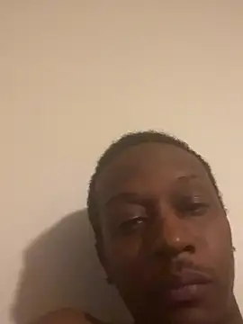 Snapshot of MrBon3z_90 chatting on 11.16.25 MrBon3z 90 online show from 11.16.25