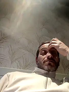 Snapshot of maxbigol chatting on 12.01.24 maxbigol online show from 12.01.24