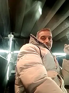 Snapshot of maxbigol chatting on 12.12.24 maxbigol online show from 12.12.24