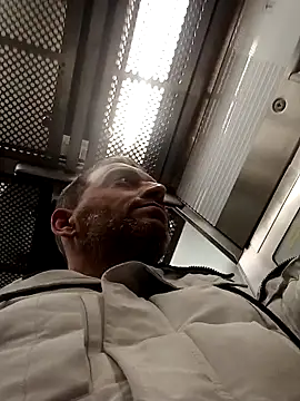 Snapshot of maxbigol chatting on 12.14.24 maxbigol online show from 12.14.24