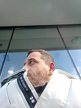 Snapshot of maxbigol chatting on 12.15.24 maxbigol online show from 12.15.24