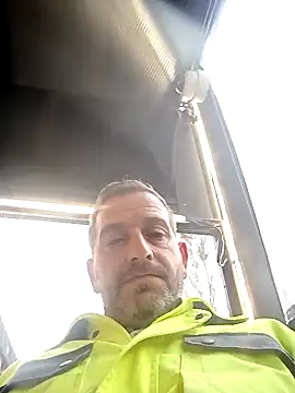 Snapshot of maxbigol chatting on 12.22.24 maxbigol online show from 12.22.24