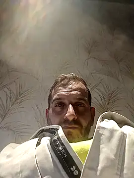 Snapshot of maxbigol chatting on 12.22.24 maxbigol online show from 12.22.24