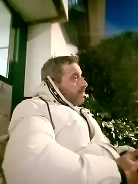 Snapshot of maxbigol chatting on 12.30.24 maxbigol online show from 12.30.24