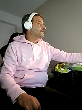 Snapshot of maxbigol chatting on 09.28.25 maxbigol online show from 09.28.25