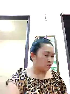 Snapshot of LalaiAsian chatting on 12.17.24 LalaiAsian online show from 12.17.24