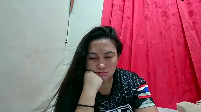 Snapshot of LalaiAsian chatting on 03.01.25 LalaiAsian online show from 03.01.25