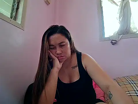 Snapshot of LalaiAsian chatting on 09.21.25 LalaiAsian online show from 09.21.25