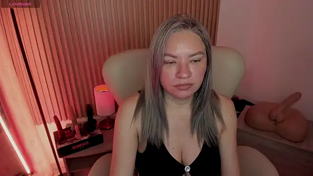 MarianL0ve online show from 03.04.25