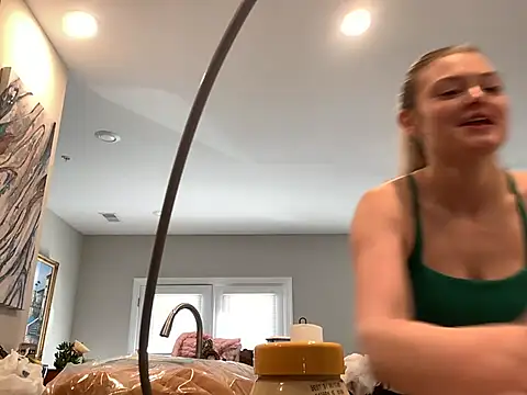 Snapshot of collegeslay chatting on 12.23.24 collegeslay online show from 12.23.24