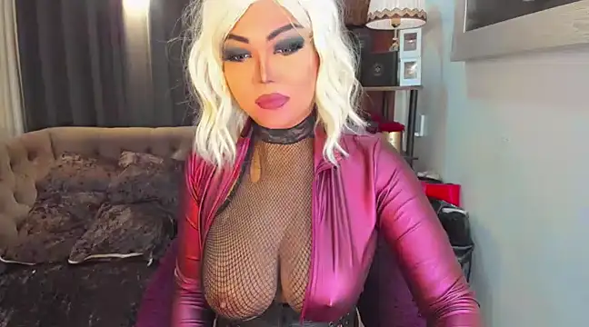 Snapshot of AsianHotieTS chatting on 02.07.25 AsianHotieTS online show from 02.07.25