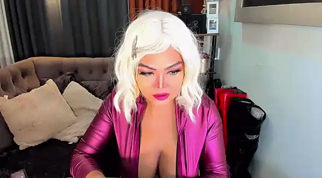 Snapshot of AsianHotieTS chatting on 02.12.25 AsianHotieTS online show from 02.12.25