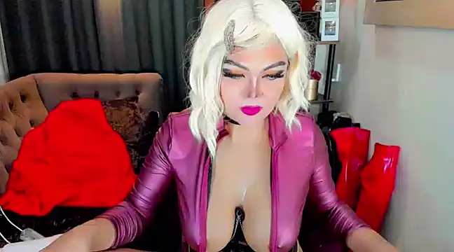 Snapshot of AsianHotieTS chatting on 02.21.25 AsianHotieTS online show from 02.21.25